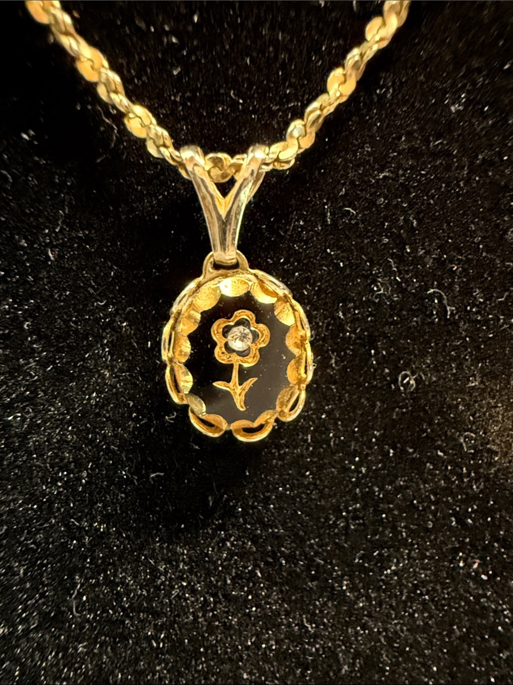 Vintage Gold-Tone Black Enamel Floral Pendant Necklace with clip earrings
